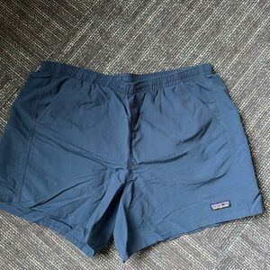 patagonia baggies navy blue size large